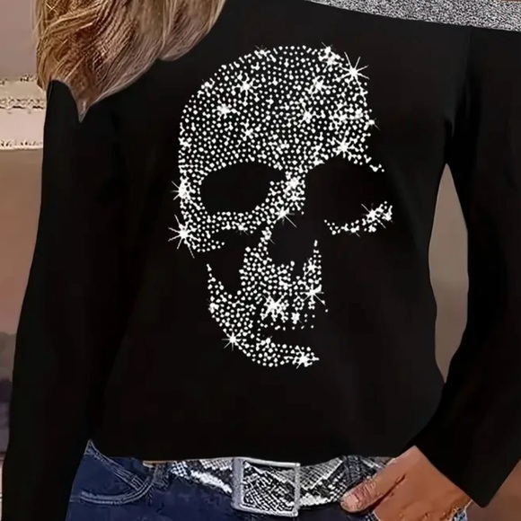 Bing Fashion Tops - New Skull Pattern Cold Shoulder T-Shirt